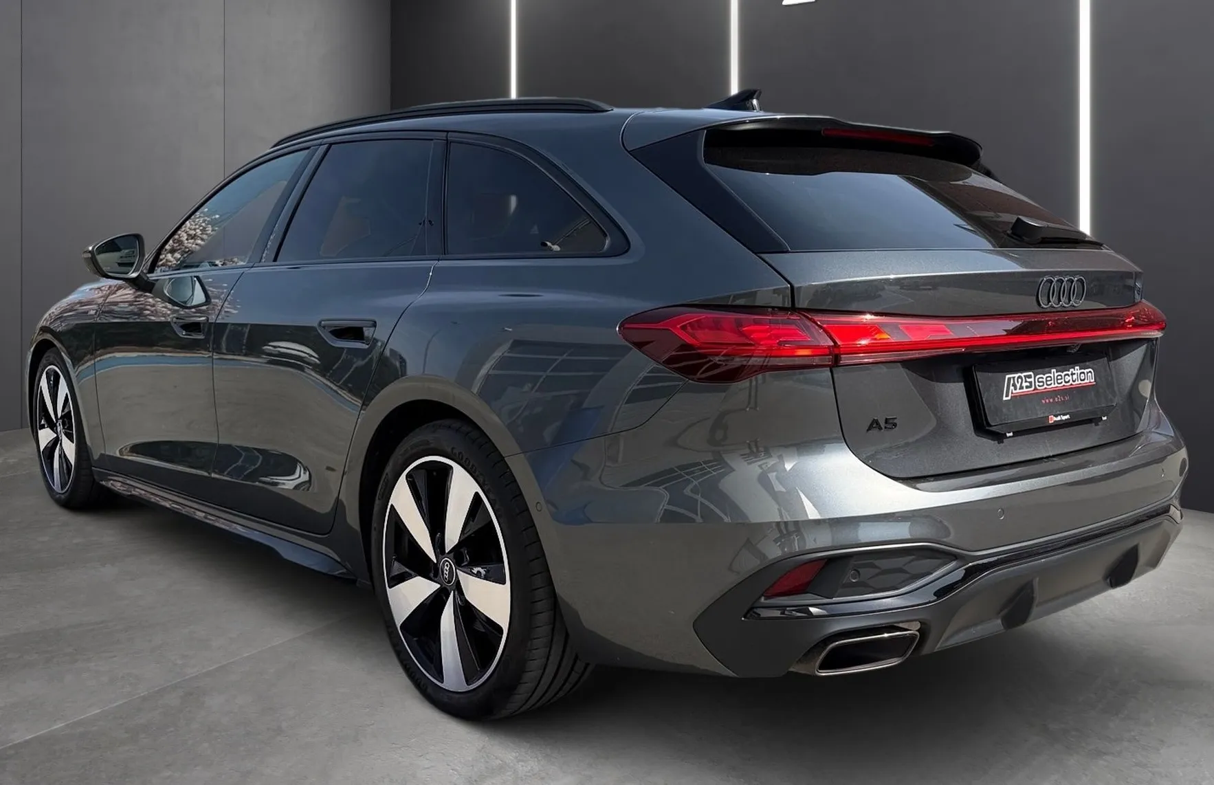 Zunanja slika - Audi A5 - Avant TFSI 150kW S tronic - 4