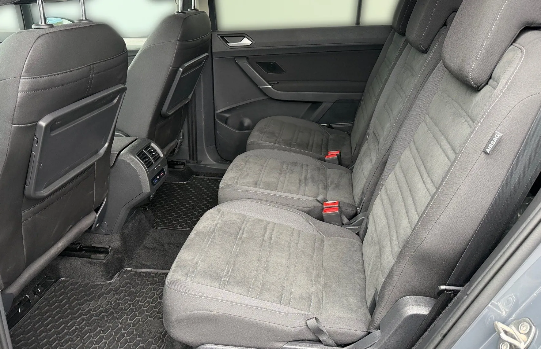Zunanja slika - VW Touran - 1.5 TSI BMT Family DSG-DCC-ACC-PDC-Kamera-Masaža - 11