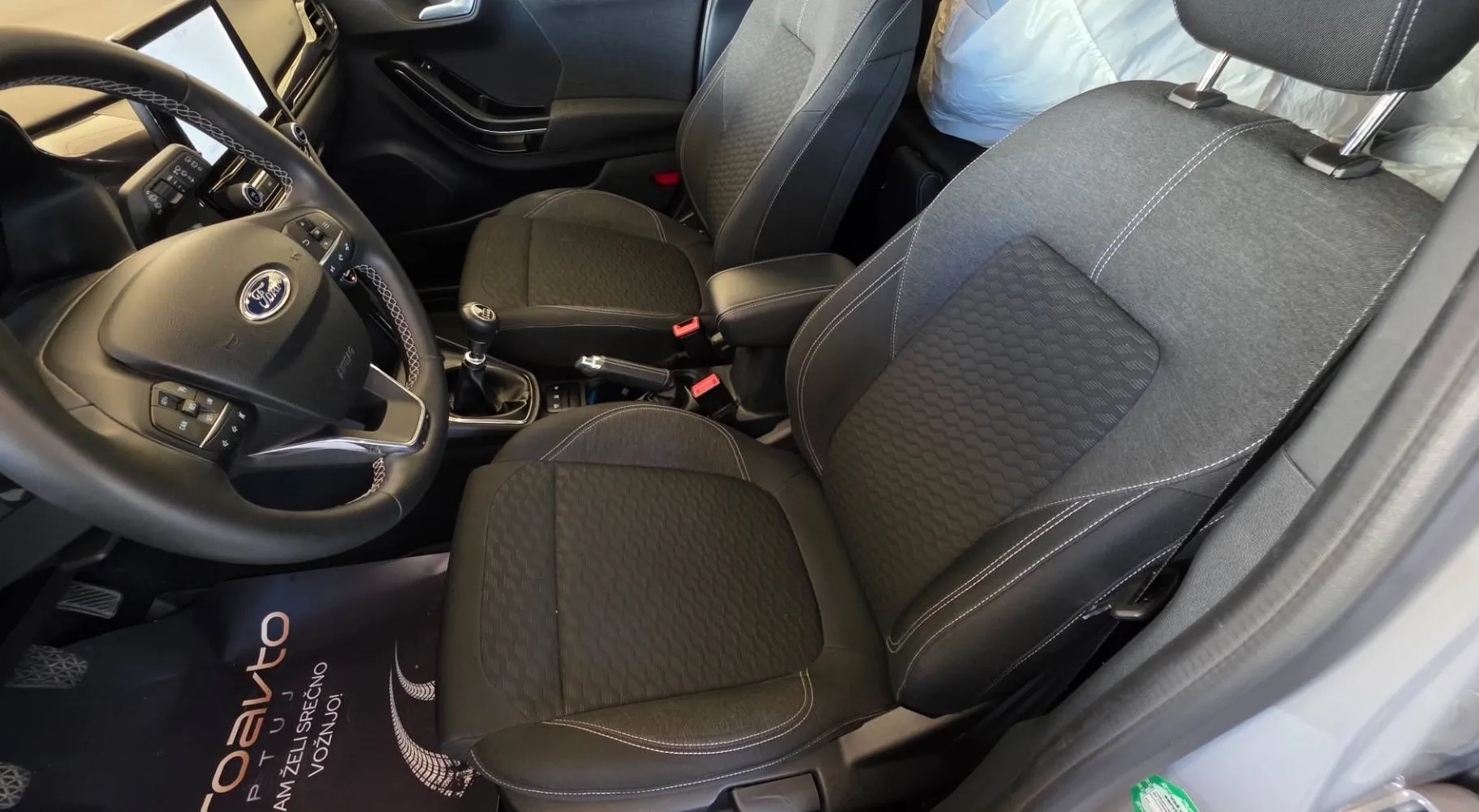 Notranja slika - Ford Puma - 1.0 EcoBoost Titanium-1.Lastnica-SLO-Zim.gume - 10