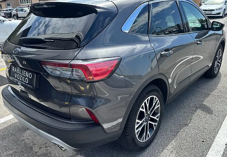 Zunanja slika - Ford Kuga - 1.5 EcoBoost Titanium X. 1.lastnik. full oprema... - 4