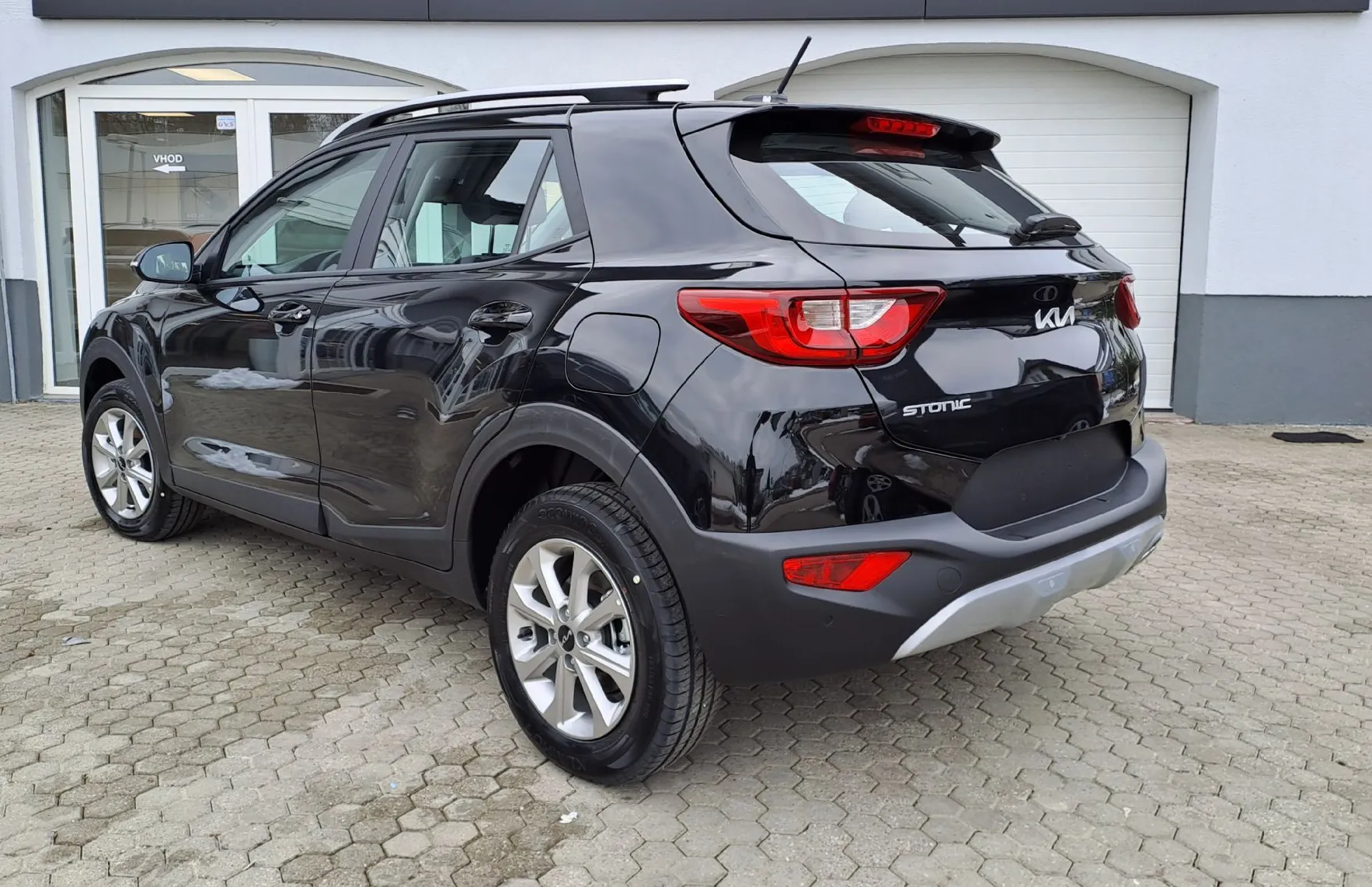 Zunanja slika - KIA Stonic - 1.2 DPI LX Urban + M T - 2