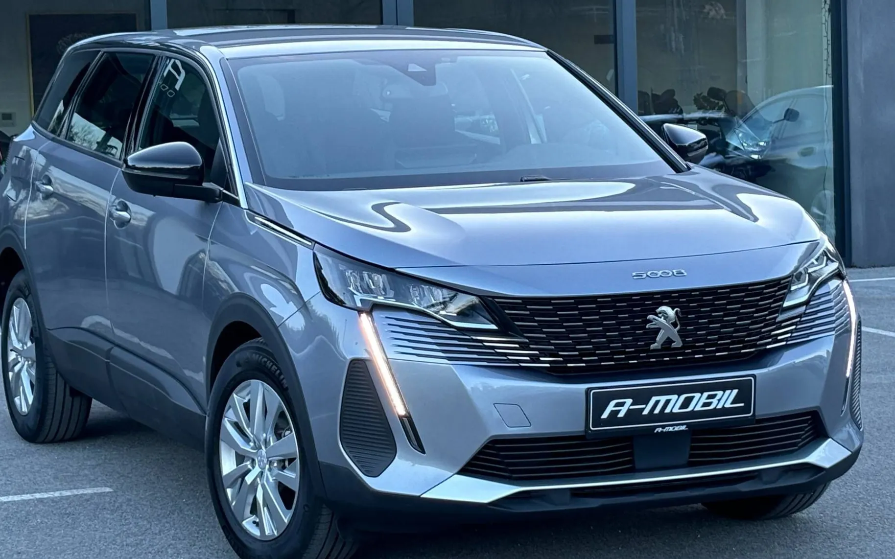 Zunanja slika - Peugeot 5008 - 1.2 PURETECH 130 ACTIVE PACK EAT8 LED-KAMERA-NAVI - 2
