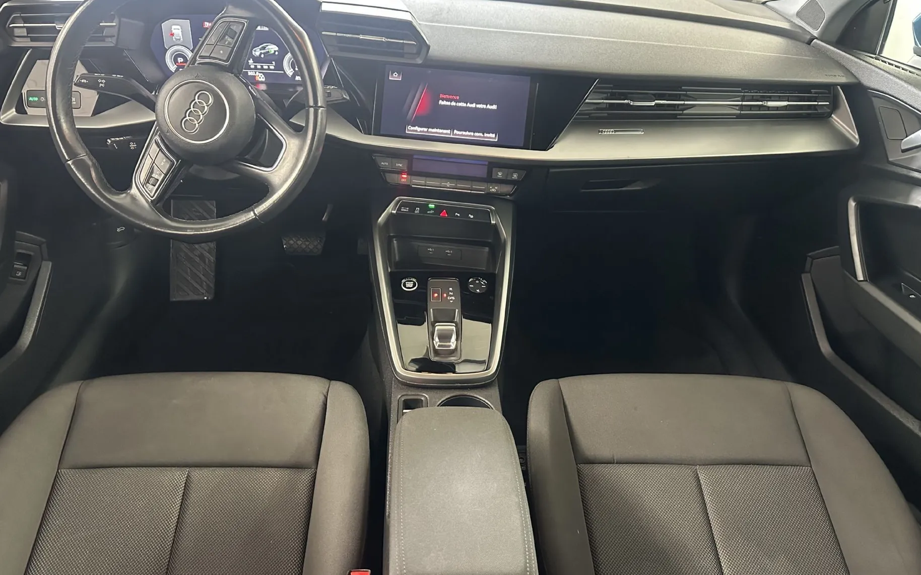 Notranja slika - Audi A3 - 40 TFSI e Business Stronic 150kW.KAMERA.LED.BENCIN - 20
