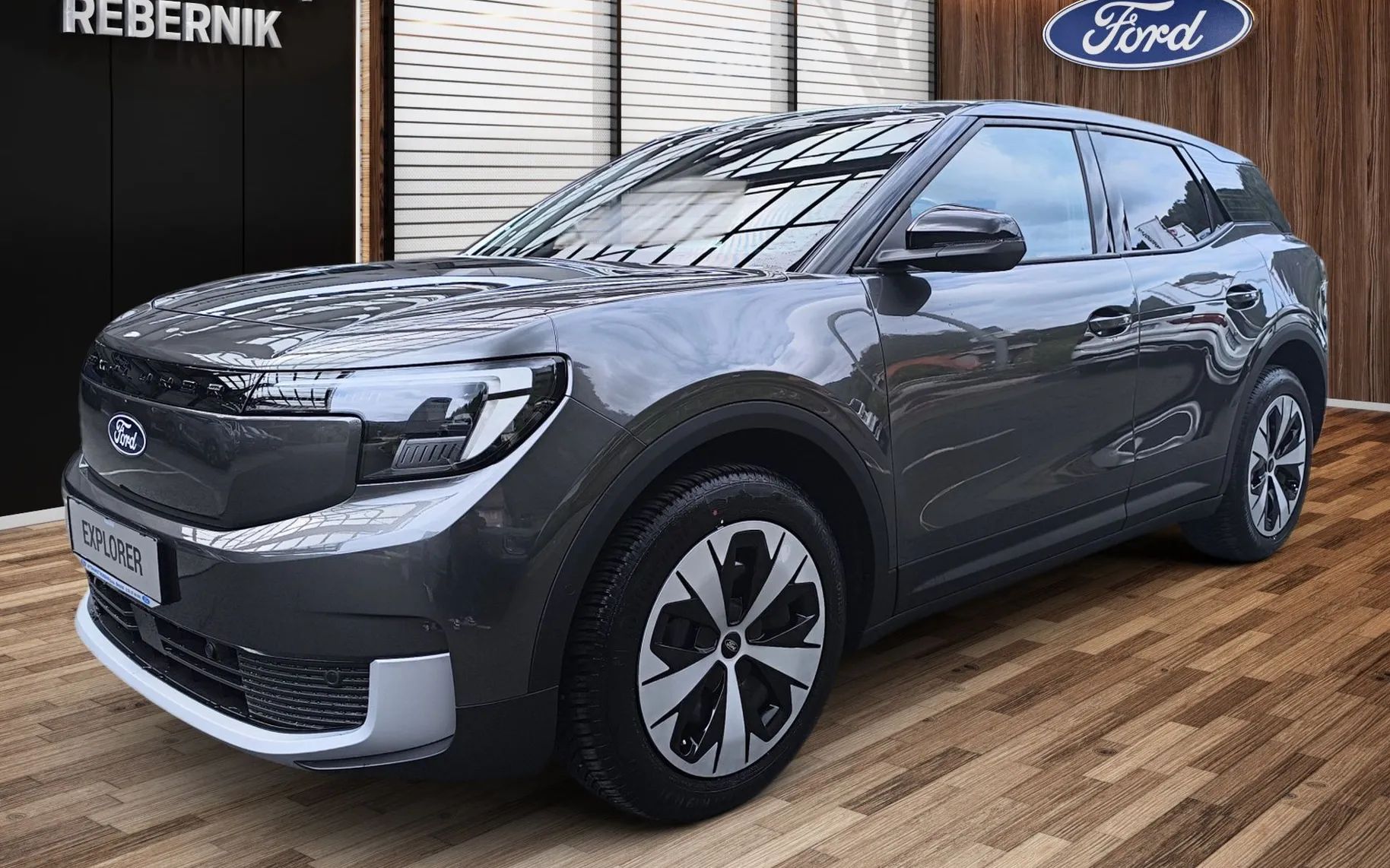 Zunanja slika - Ford Explorer - EV STYLE 170PS 52KWH RWD-NA ZALOGI-DOBAVA TAKOJ - 1