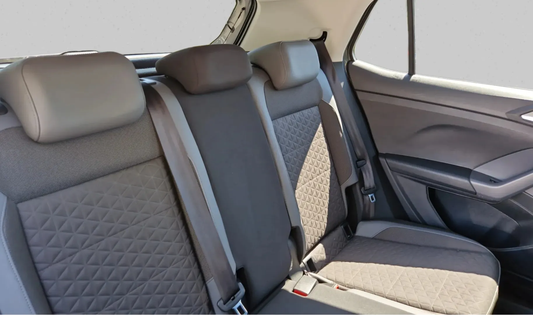 Zunanja slika - VW T-Cross - 1.0 TSI - 18