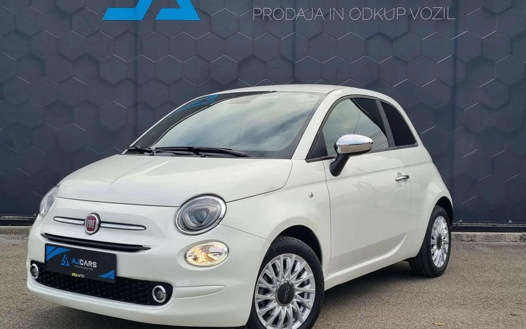Zunanja slika - Fiat 500 - 1.0 GSE Hybrid 2xLed-Touchscreen-Alu-PDC-Tempomat. - 1