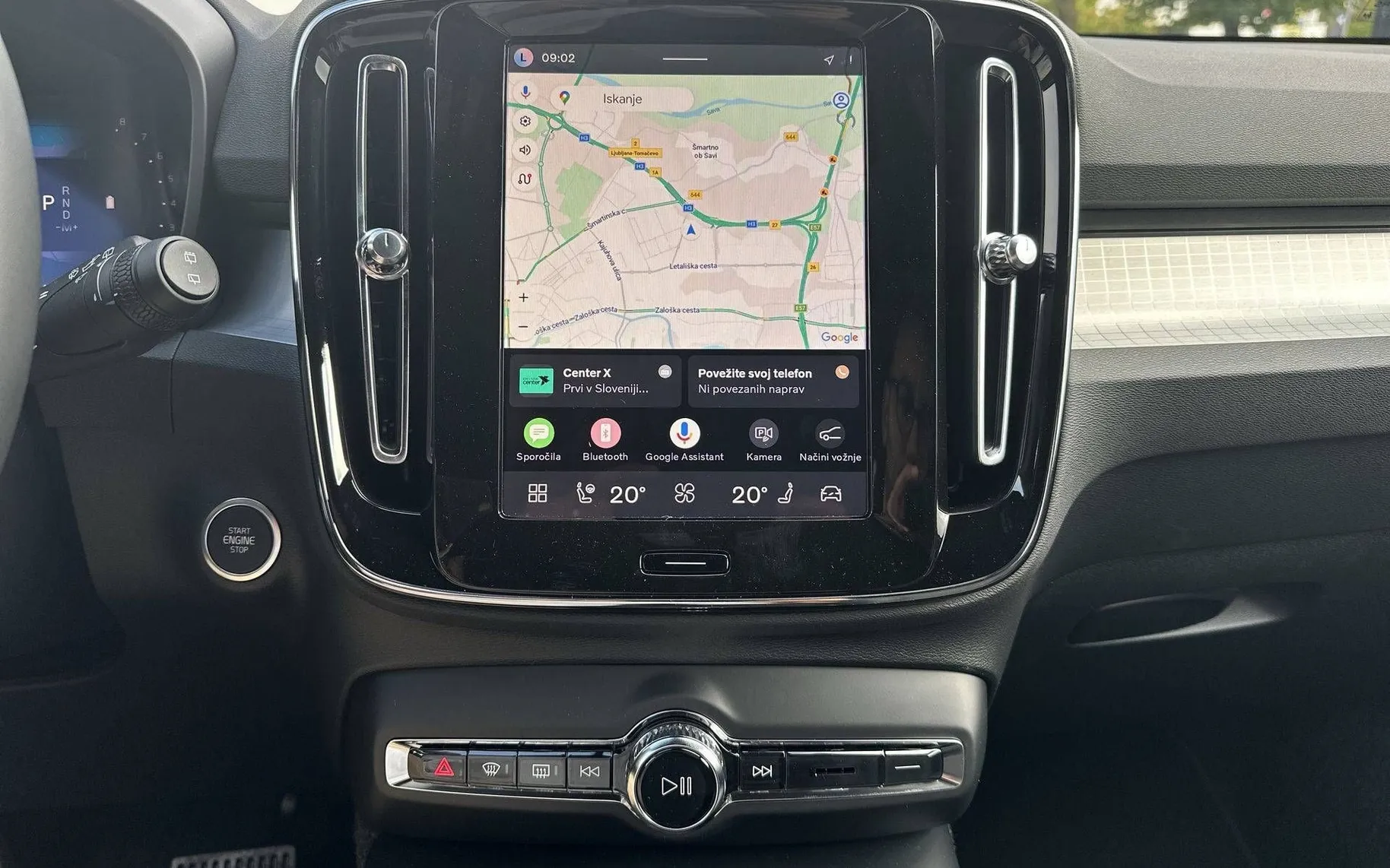 Notranja slika - Volvo XC40 - B3P Core Avt. - 18
