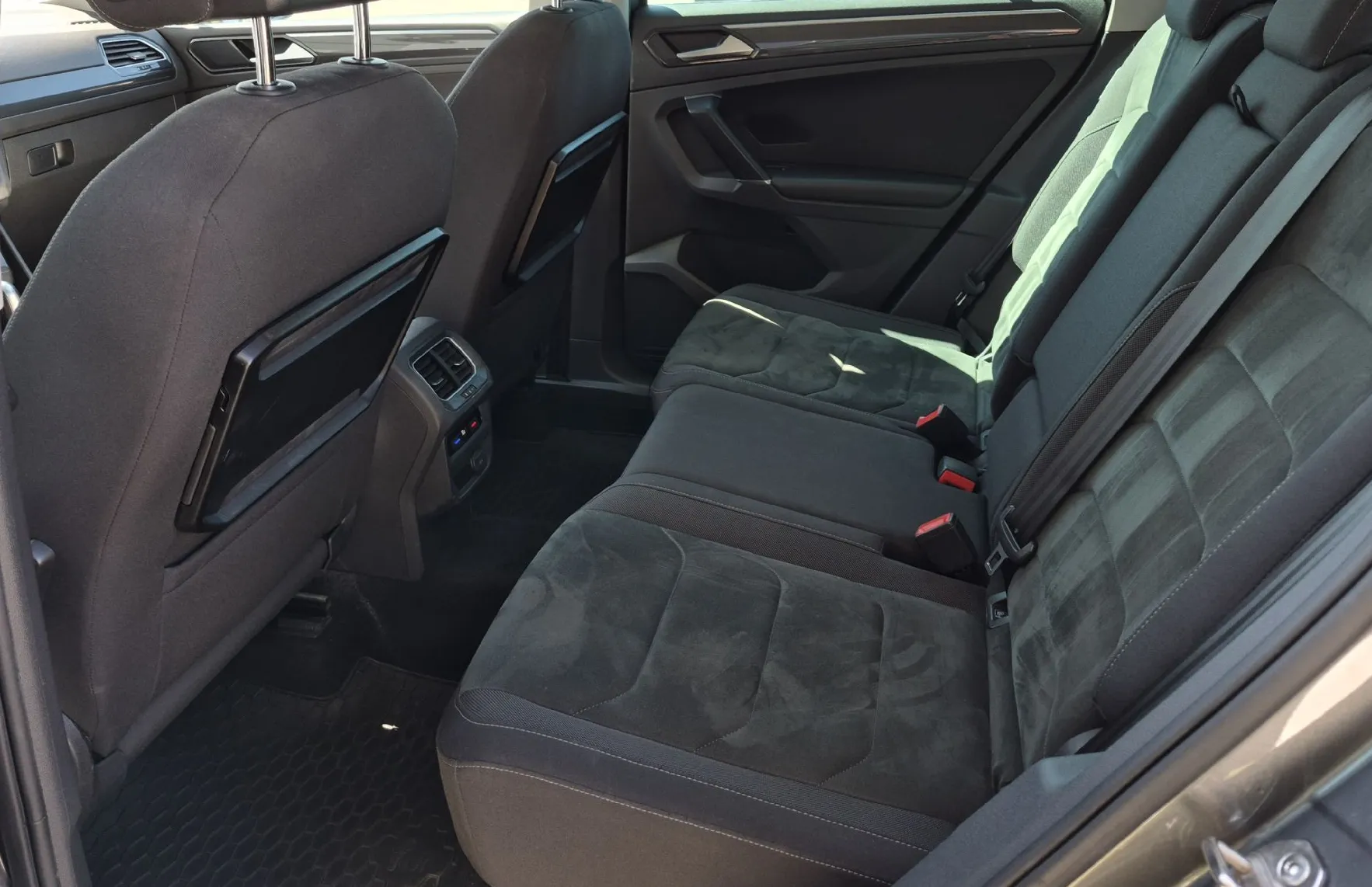 Zunanja slika - Volkswagen Tiguan - 2.0 TDI SCR 4MOTION BMT Comfortline - 11