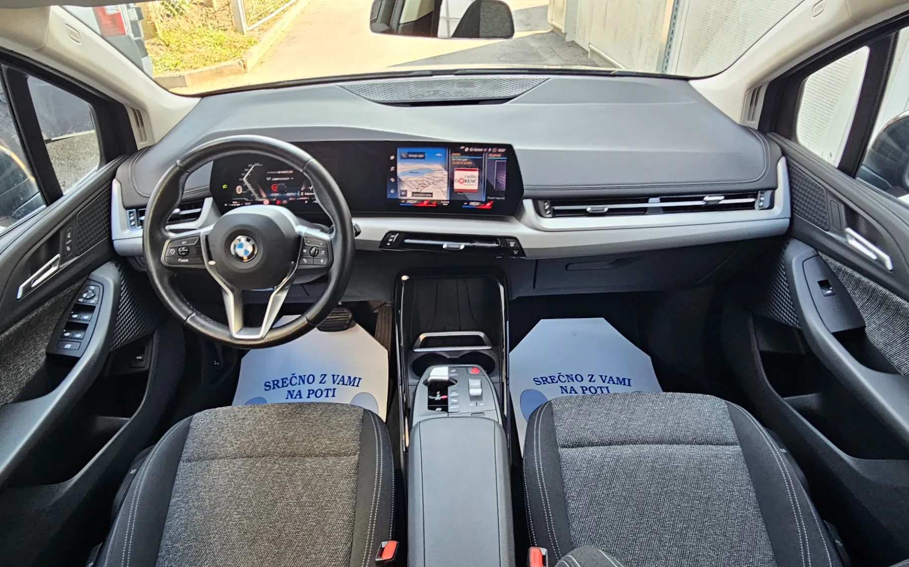 Zunanja slika - BMW Serija 2 - 220i Active Tourer Avt.,KAMERA,KLJUKA,.. - 10