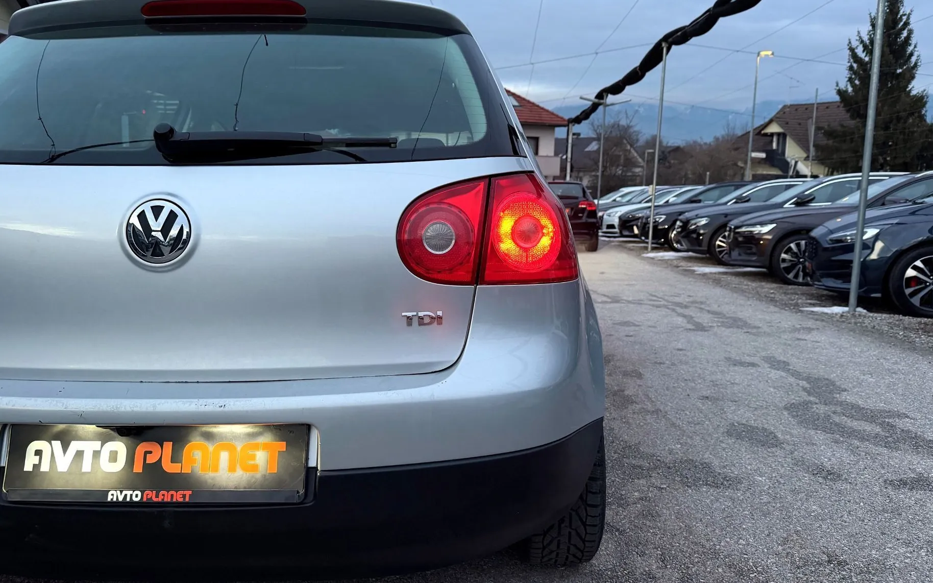 Zunanja slika - Volkswagen Golf - V 1.9 TDI SLO.VOZILO MULTIMEDIJA TEMPOMAT ALU16 - 11
