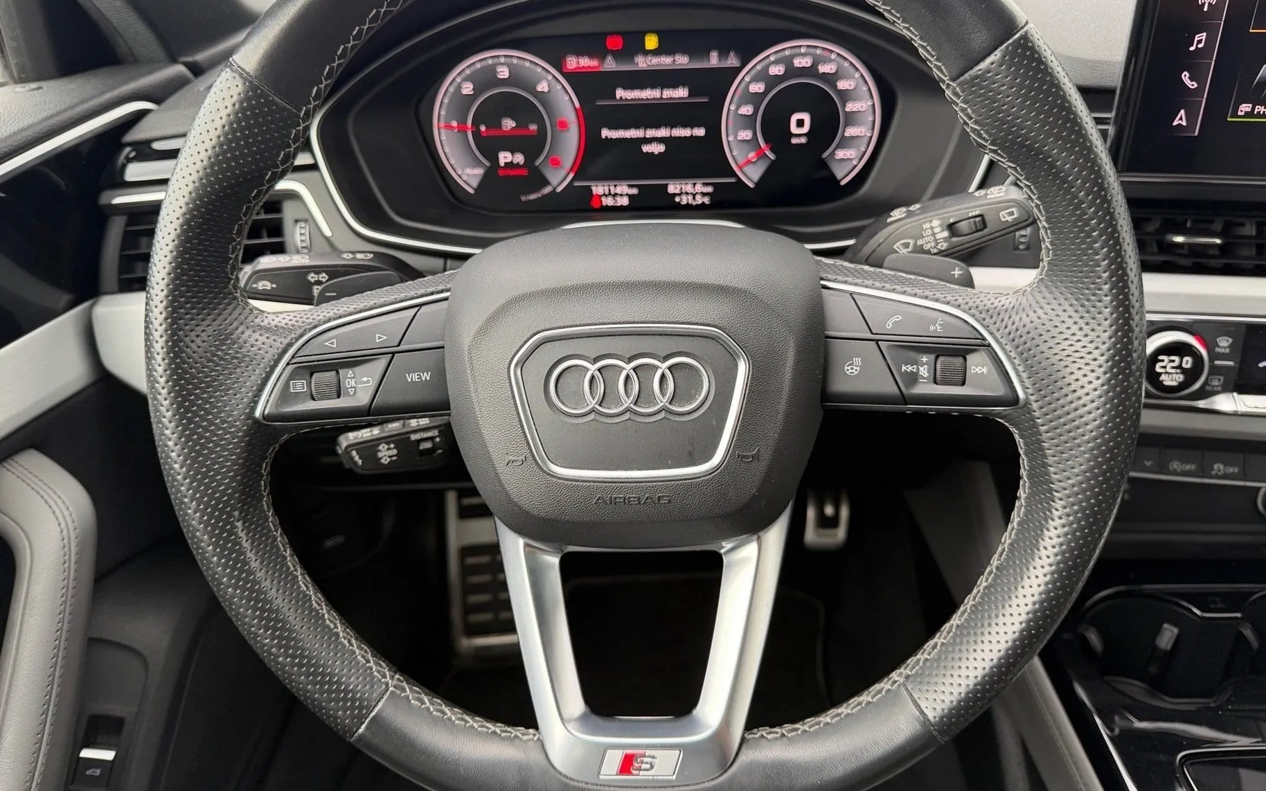 Notranja slika - Audi A4 Avant - 35 TDI 3x S line S tronic-Panorama-19 COL-LED-Ka.. - 8