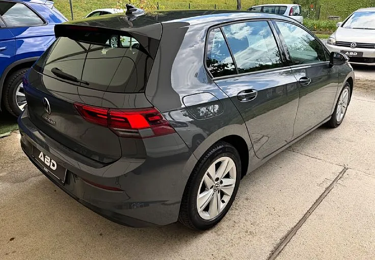 Zunanja slika - Volkswagen Golf - 2.0 TDI DSG 110kW 1.LASTNIK LED DAB LINE ASSIS ACC - 4