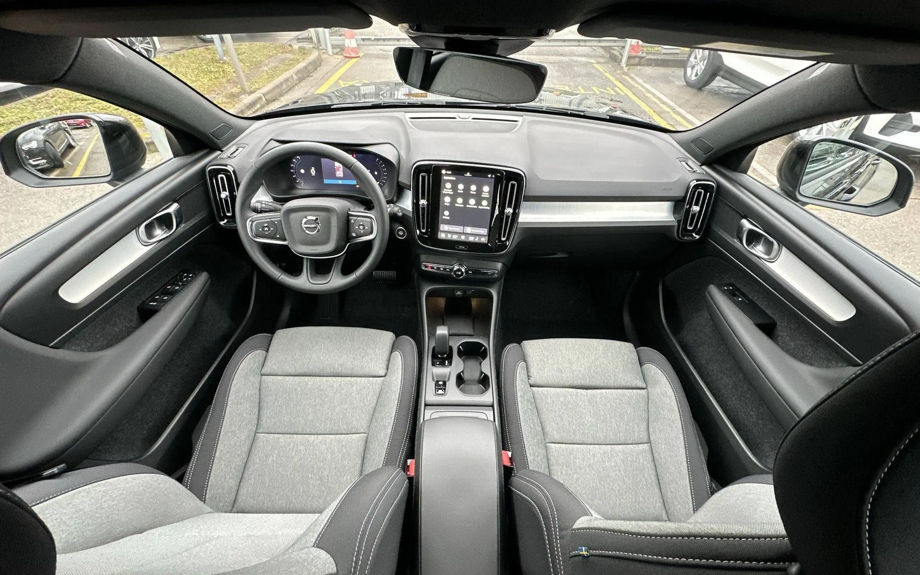 Zunanja slika - Volvo XC40 - B3P Core Avt. - 20