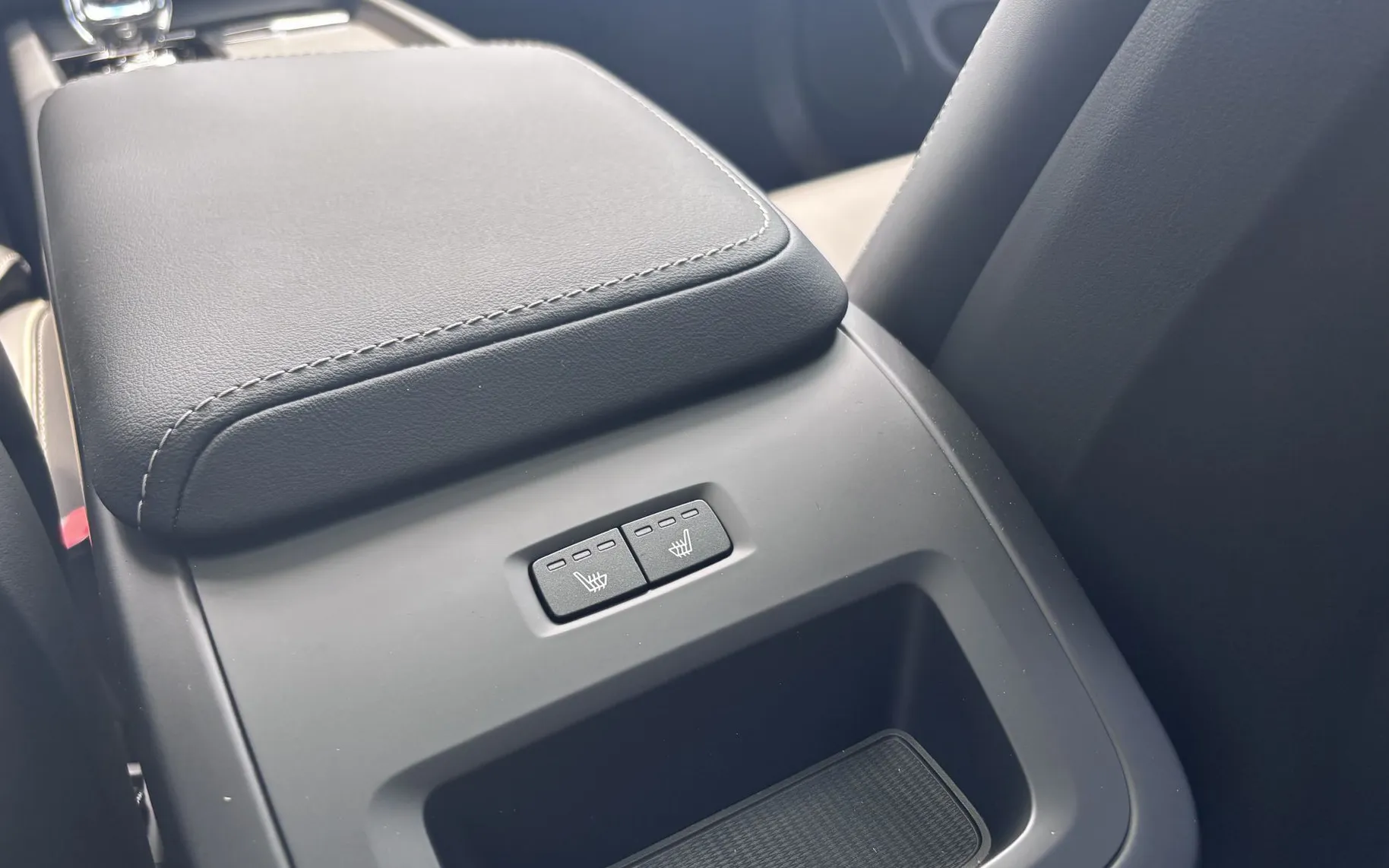 Zunanja slika - Volvo XC60 - T8 TwE Ultra Black Edition - 14