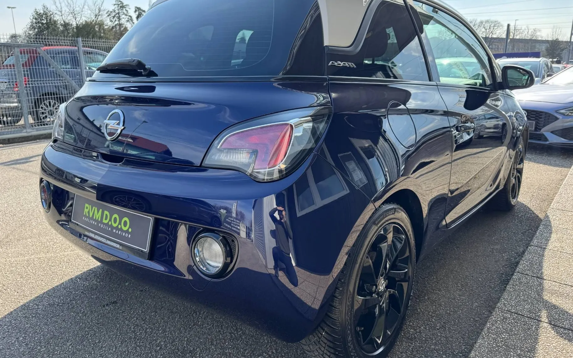 Zunanja slika - Opel Adam - VIOLA°SLO°2.LAST°DVOBARVEN°TEMPOMAT°BLUETOOTH°AL.. - 5