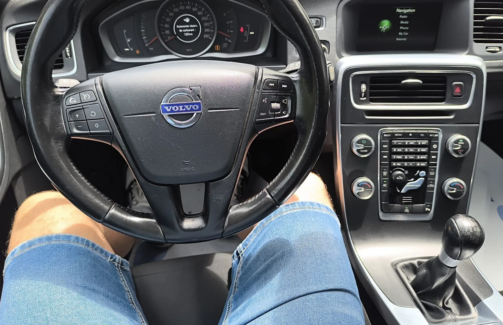 Zunanja slika - Volvo V60 - D2 1.6 TD- NAV- OPRAVLJEN VELIK SERVIS 05 2026 - 10