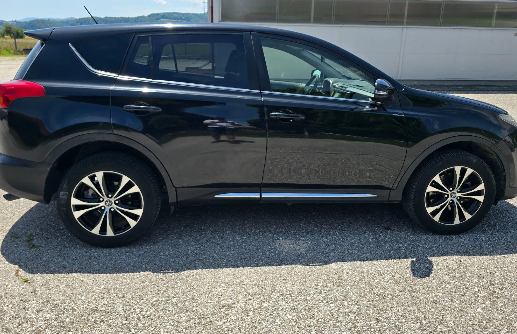 Zunanja slika - Toyota RAV4 - 2.0 D-4D 4x4 Elegant - 7