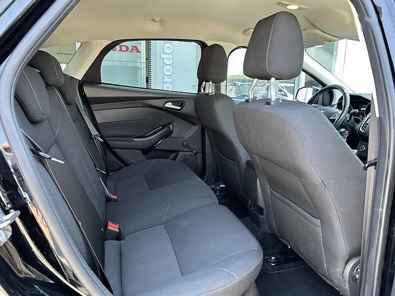 Zunanja slika - Ford Focus - TITANIUM-1.0-ECOBOOST-SLO - 12