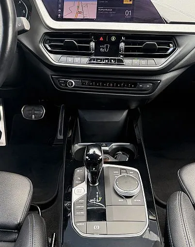 Zunanja slika - BMW Serija 1 - : 116d Avt. M Sport - 8
