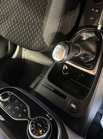 Zunanja slika - Renault Captur - Intens TCe 90-SLO-1 LAST- LED- NAVI-KLJUKA - 12