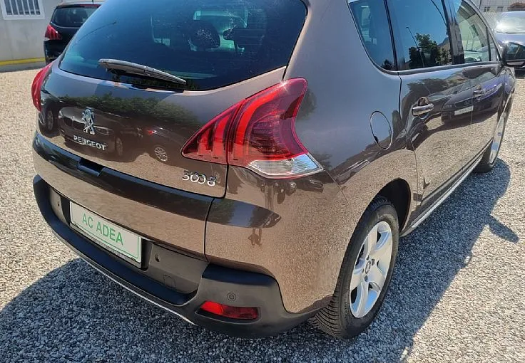 Zunanja slika - Peugeot 3008 - 1.2 PureTech Allure - HITRI KREDIT BREZ POLOGA - 4