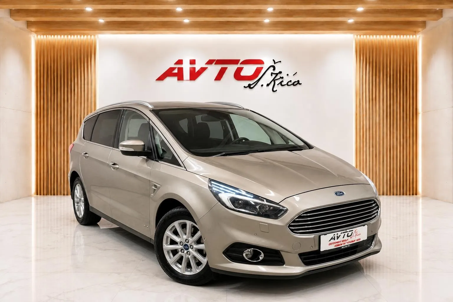 Zunanja slika - Ford S-Max - 2.0 TDCi-4X4-BI-XENON-AVT-KAMERA-NAVI-PDC-F1 - 2