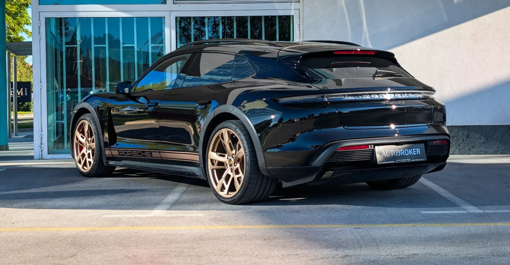 Zunanja slika - Porsche Taycan Cross Turismo - 4S Sport Chrono 360kamera PDLS+ Bose Panoram - 7