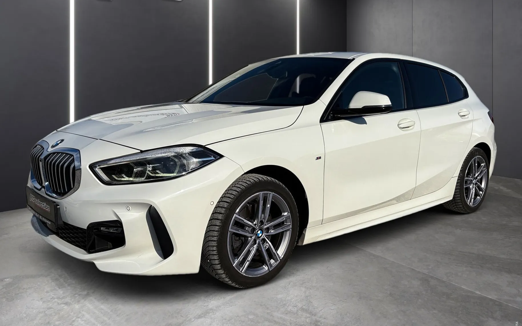 Zunanja slika - BMW serija 1: - 118i M Sport Aut.-SLO-LED-Kamera PDC-Navi-Carplay. - 1