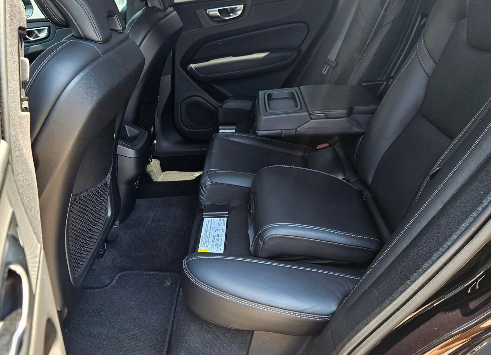 Zunanja slika - Volvo XC60 - B4D AWD Inscription Luxe Avt.+22 COL+2x Memory - 14