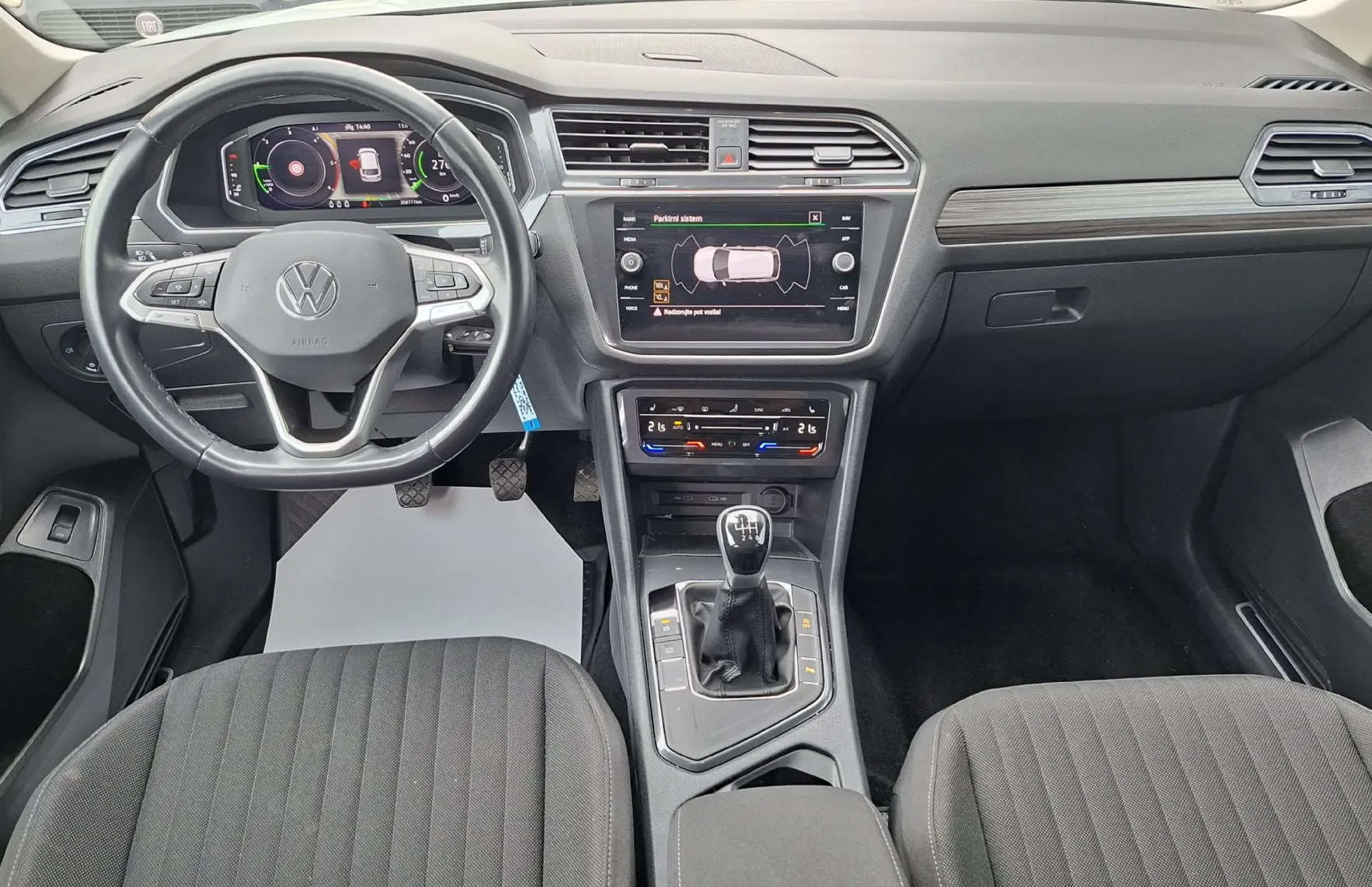 Zunanja slika - VW Tiguan Allspace - 2.0 TDI BMT Life VIRTUAL KOKPIT GR.SEDEŽEV - 11