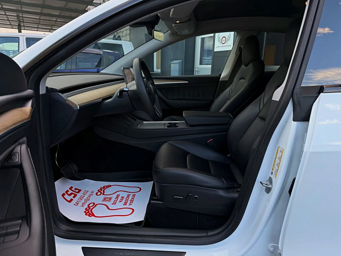 Zunanja slika - Tesla Model Y - Long Range AWD |KLJUKA|19col - 9