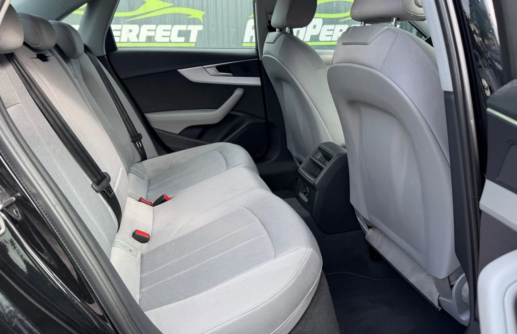 Zunanja slika - Audi A4 - 2.0 TDI |PDC|KLJUKA|NAVI|REDNO SERV.| - 18