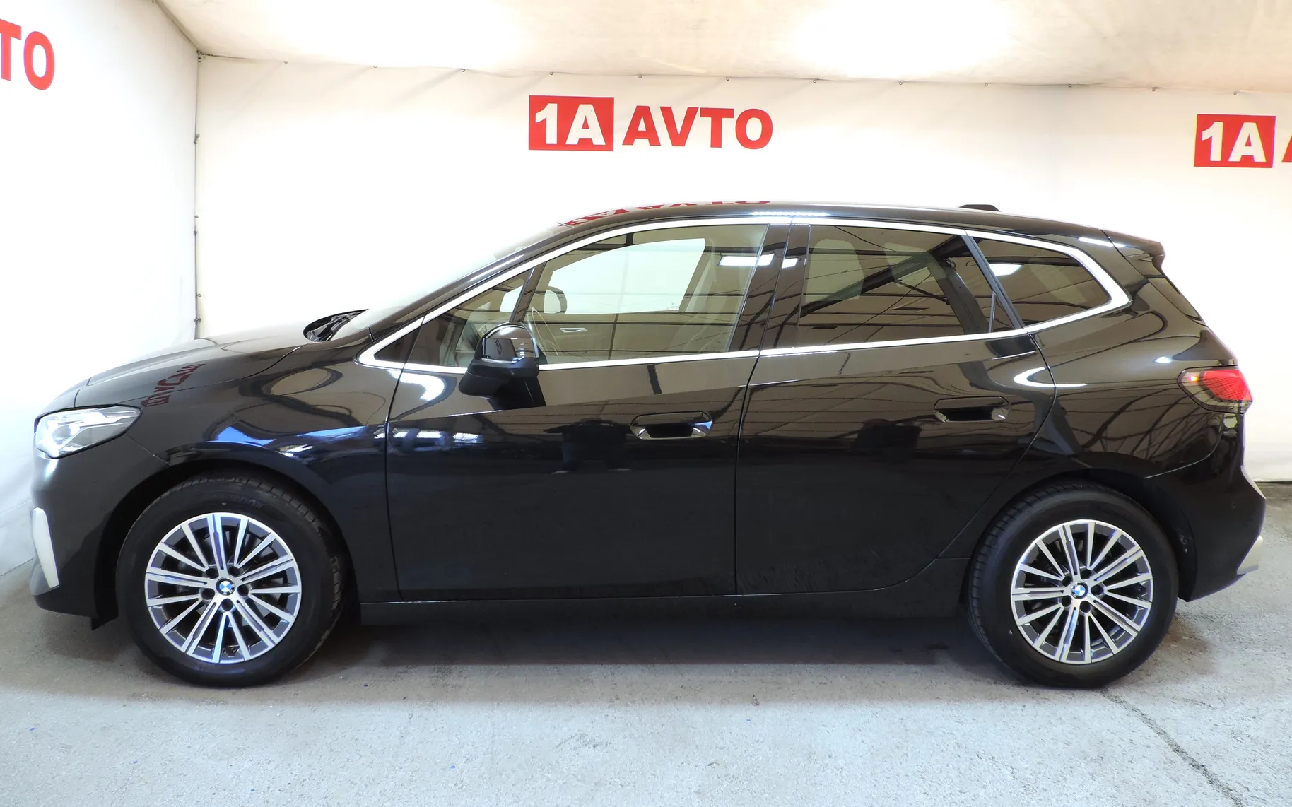 Zunanja slika - BMW Serija 2 - 220i Active Tourer Luxury Line Avt. - 8