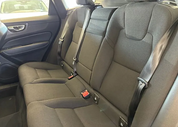 Zunanja slika - Volvo XC60 - B4D AWD AUT Core - 10