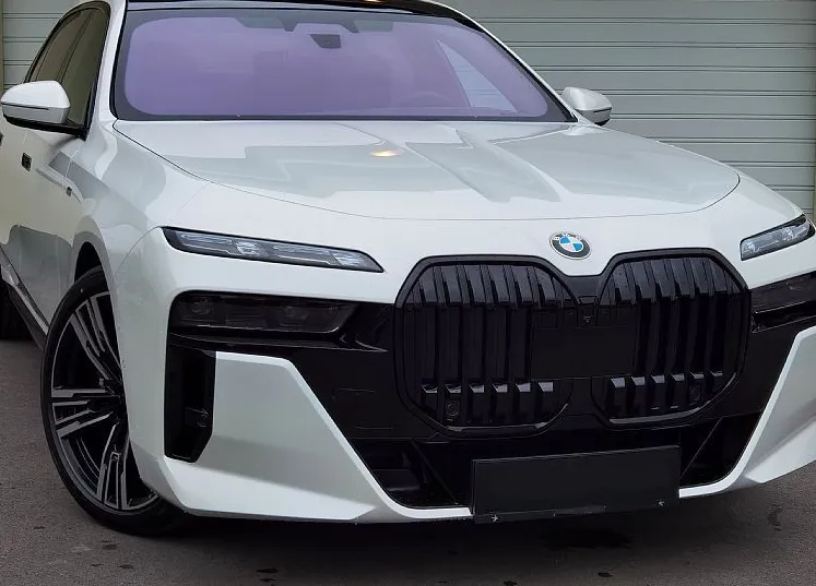 Zunanja slika - BMW Serija 7 - : 740d xDrive M Sport CRYSTAL•SKY-L•HLAJ-SED•MASAŽA• - 1