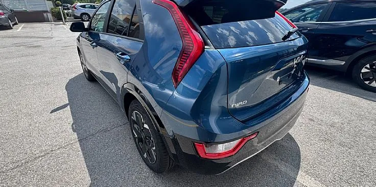 Zunanja slika - KIA Niro - Kia  EV EX LIMITED EDITION - 5