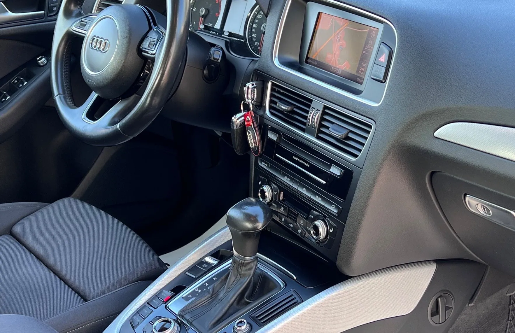 Zunanja slika - Audi Q5 - 2.0 TDI+Q+SLO+1.LAST+NAVI+XENON+ - 16