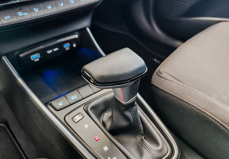 Zunanja slika - Hyundai Bayon - PREMIUM AVT ČRNA STREHA-TESTNO-AKT.T-MR.KOT-VIDEO - 11