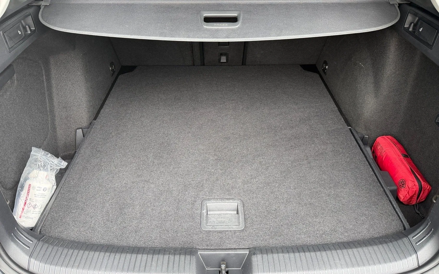 Notranja slika - Volkswagen Golf Variant - 2.0 TDI BMT Life DSG-ACC-LED-Vlečna kljuka-Masaža - 12