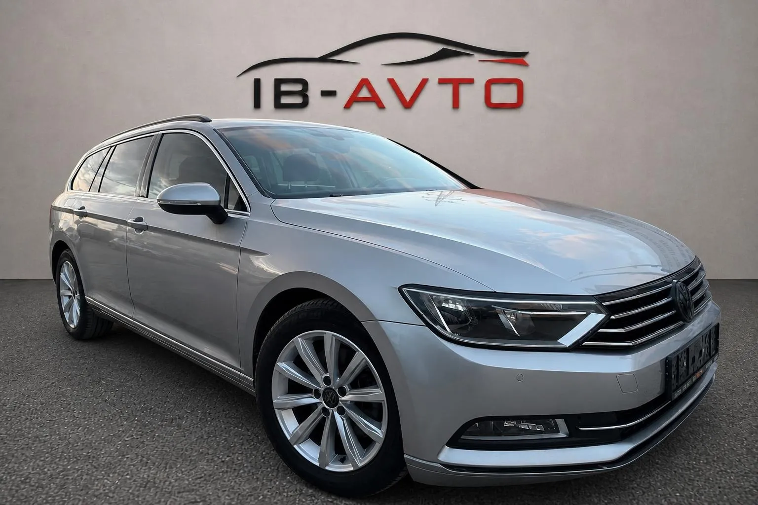 Zunanja slika - Volkswagen Passat Variant - 2.0 TDI 8MT 110kW... - 2