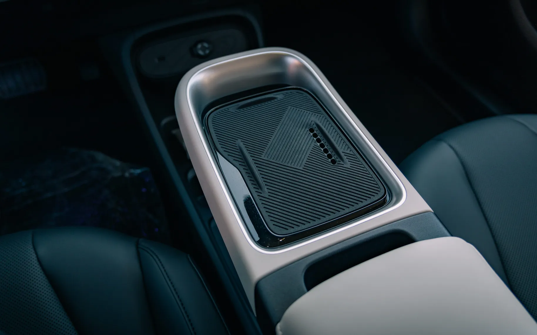 Notranja slika - Dongfeng Box - Box - 12