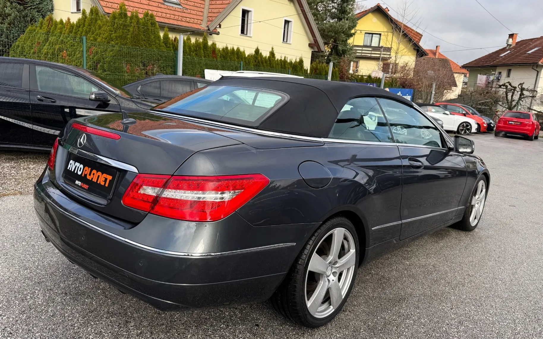 Zunanja slika - Mercedes-Benz E-Razred - E 220 CDI AVANTGARDE AUT. LED XENON NAVI ALU18 - 5