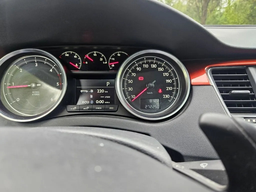 Notranja slika - Peugeot 508 - SW 2,0 BlueHDi GT Avt. - 12