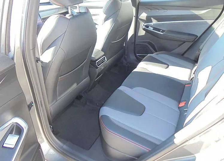 Zunanja slika - Geely Cityray - 1.5 7DCT FWD GK°AKCIJA - 4.000 EUR° - 10