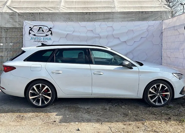 Zunanja slika - Seat Leon - 2.0 TDI  FR DSG ST - LED - ACC - VIRTUAL - 18COL - 7