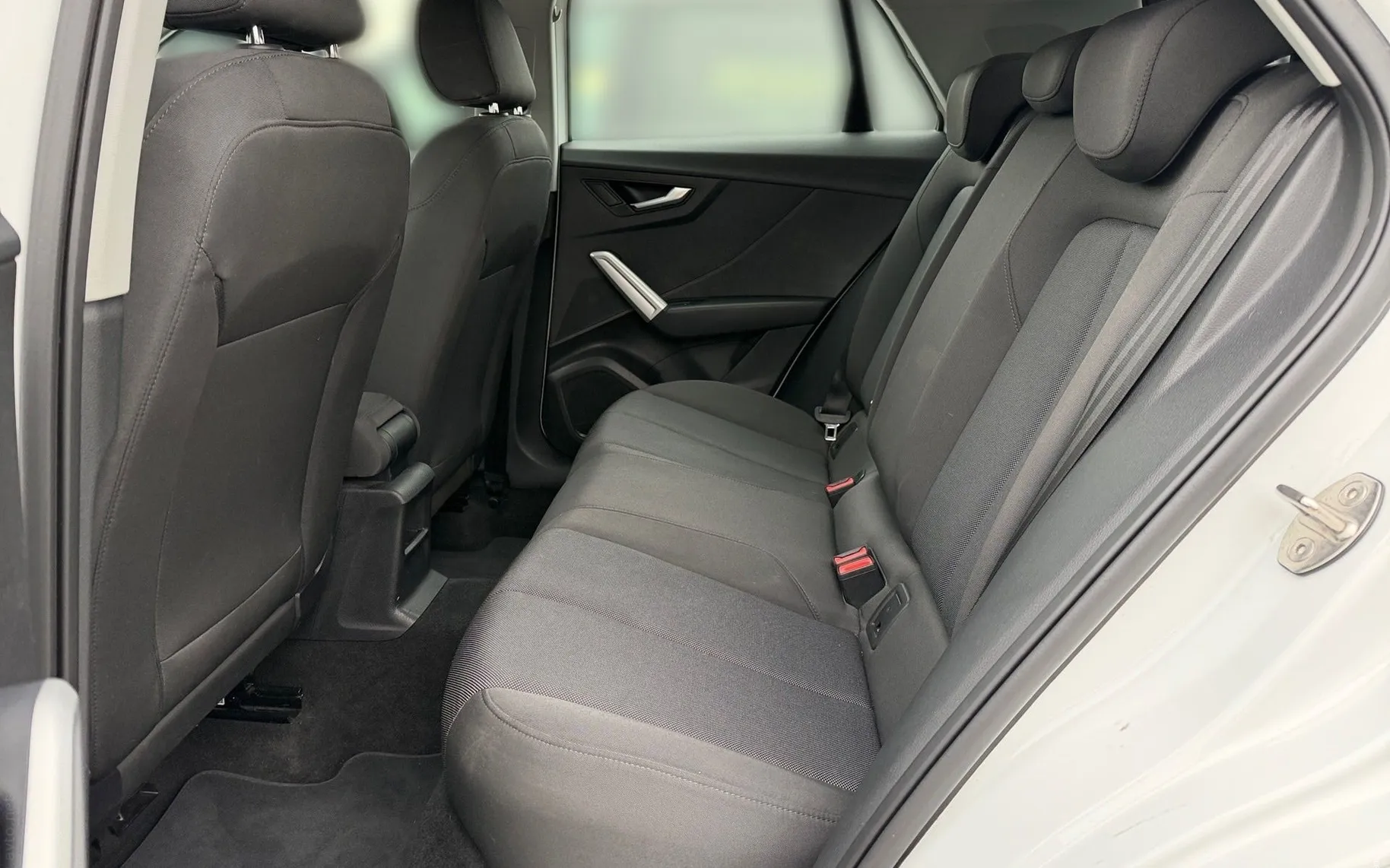 Notranja slika - Audi Q2 - 1.6 TDI S-Line  SLO - 1.Lastnik - 10