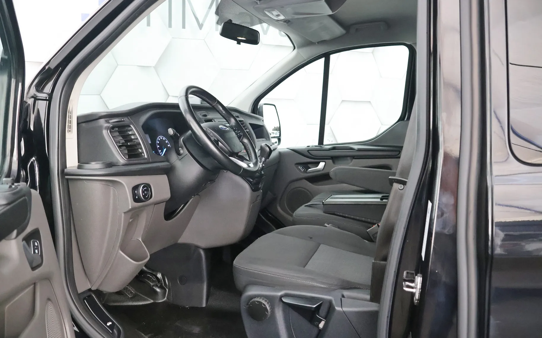 Zunanja slika - Ford E-Transit Custom - Furgon L1H1 2.0 TDCi 131KM 1+5 - 9