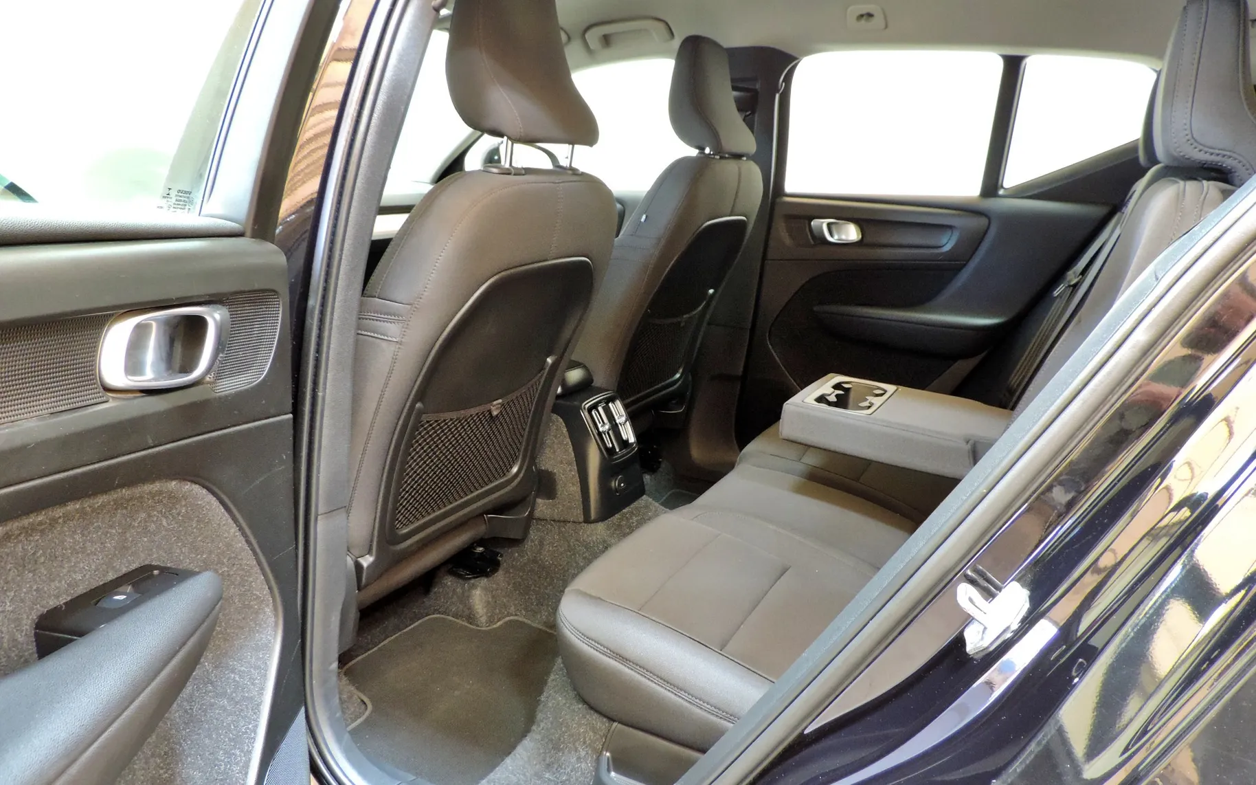 Zunanja slika - Volvo XC40 - T4 Recharge Twin Engine Inscription Avt. - 15