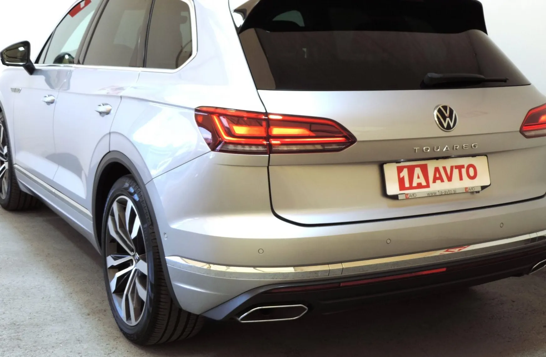 Zunanja slika - VW Touareg - 4motion V6 TDI BMT  Tiptronic ACC-360KAMERE-ZRAČNO - 7