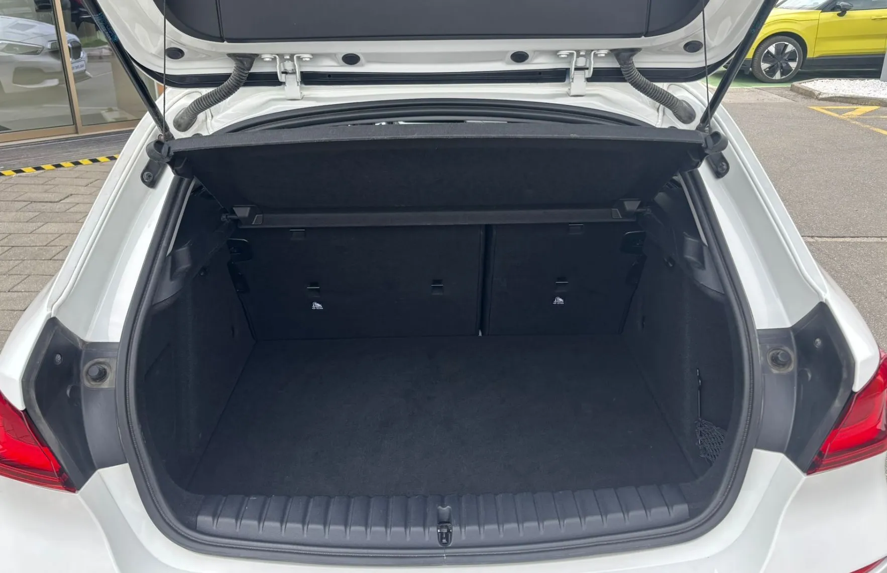 Zunanja slika - BMW Serija 1 - : 118d aut. Sport SLO-1.LAST.-LED - 6